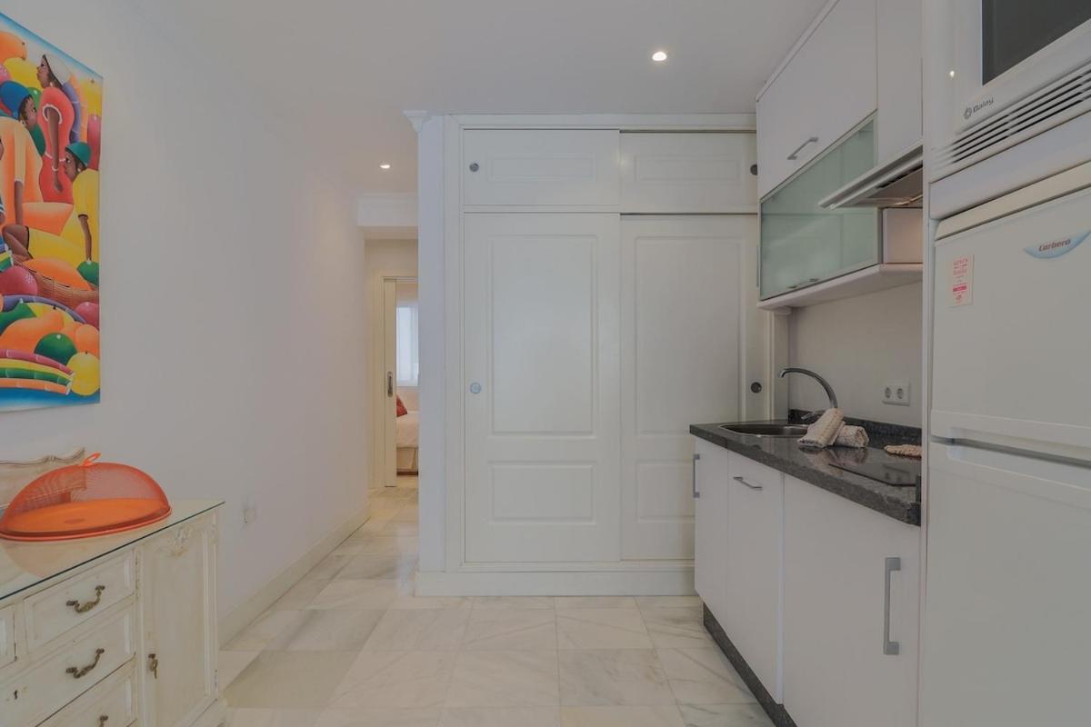 C1 - Seaside Malagueta Central Apartment Malaga Luaran gambar