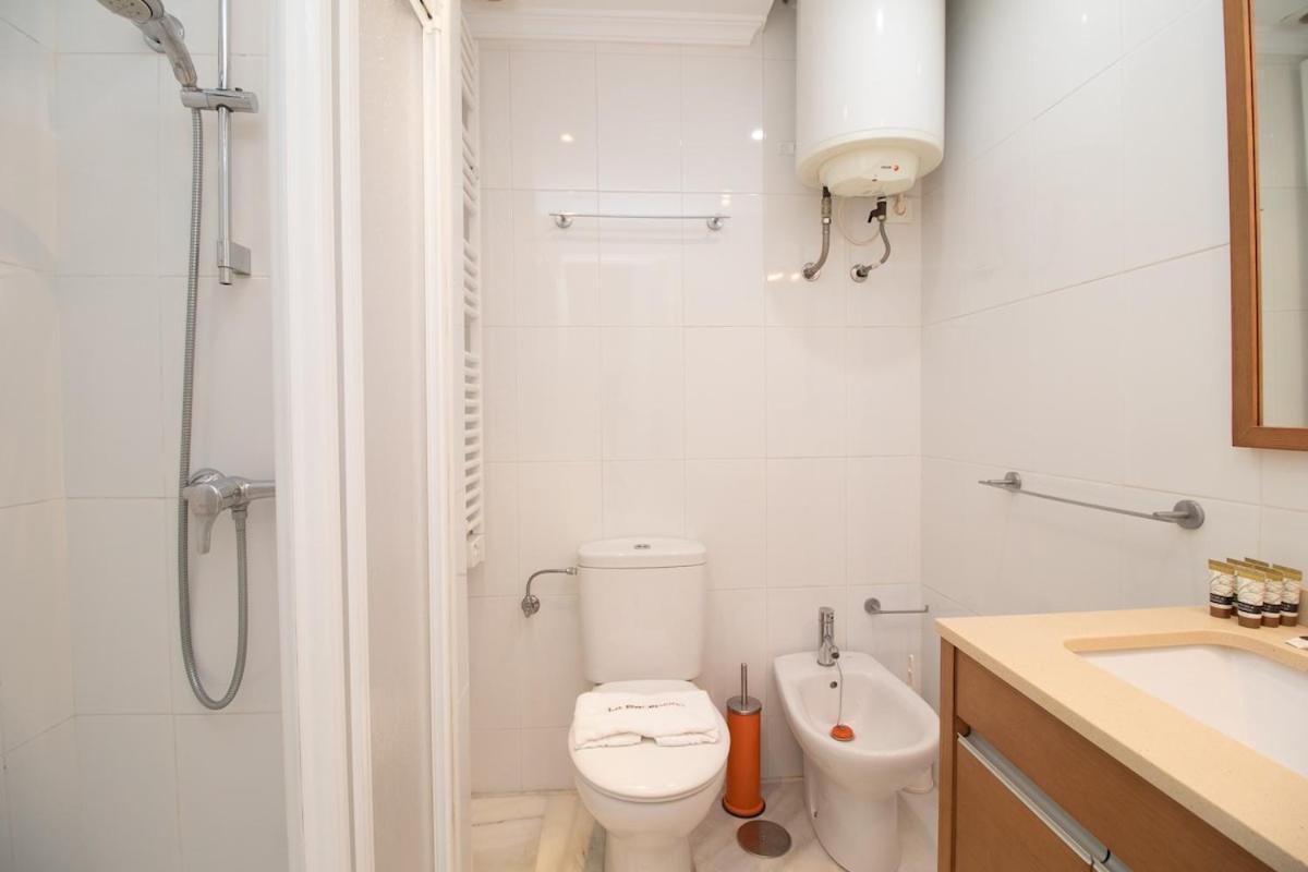 C1 - Seaside Malagueta Central Apartment Malaga Luaran gambar